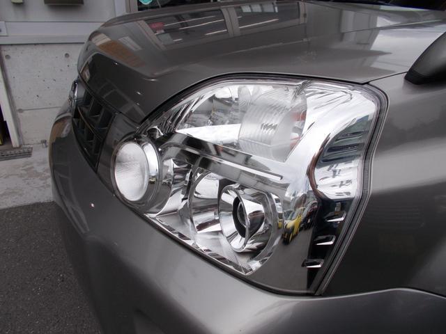 0551785A30260508W00115.jpg