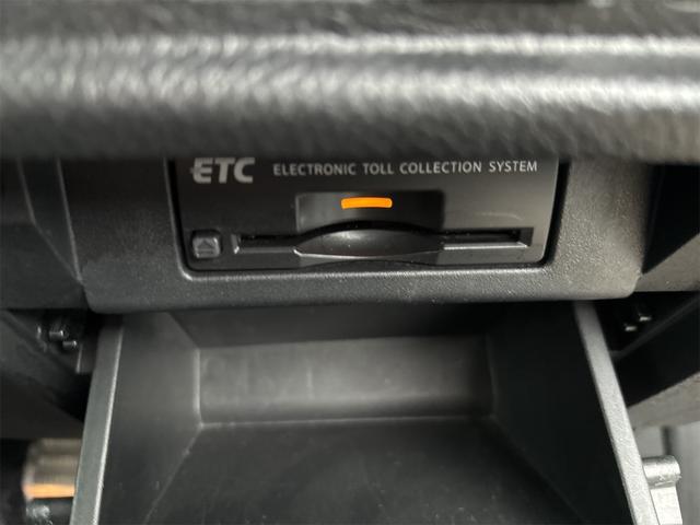 0902306A30260428W02704.jpg