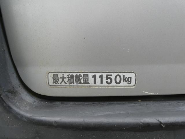 0403642A20260922W00216.jpg