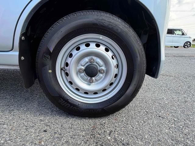 0202010A30260905W00217.jpg