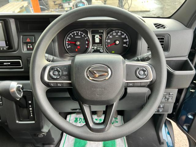 0500338A30260620W00115.jpg