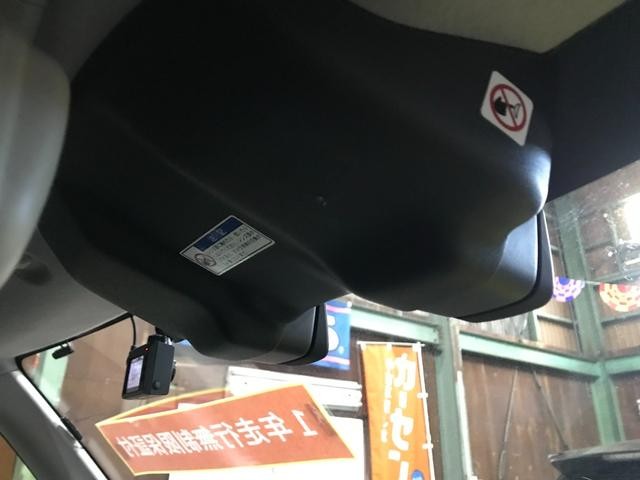 0202256A30260810W00112.jpg