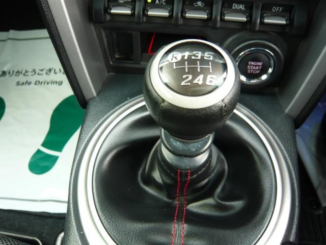 0500692A30260719W00212.jpg