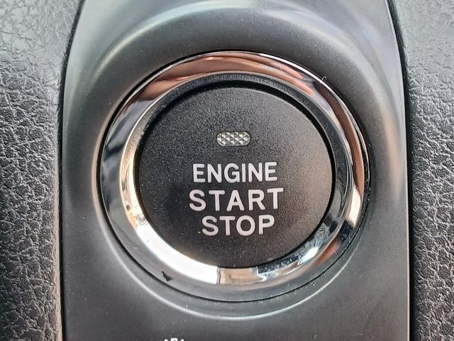 0404311A30260930W00307.jpg