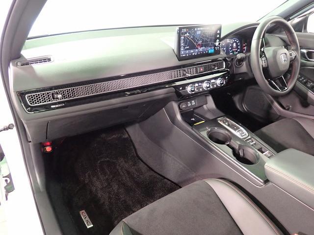 0201190A30260601W00318.jpg