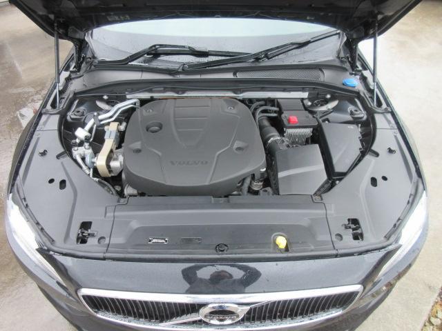 0561088A30260522W00415.jpg