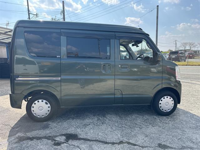1101048A30260402W00207.jpg