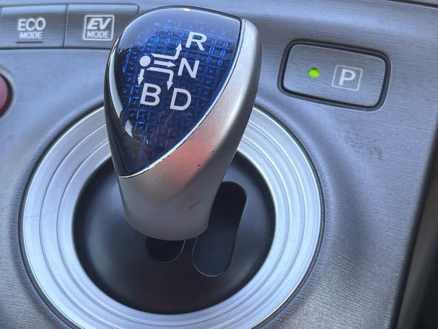 0402849A20260423L00415.jpg