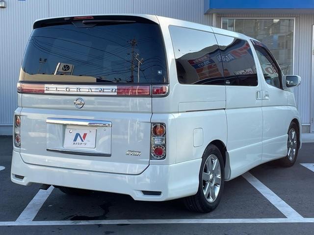 26106271_carP_l_18.jpg