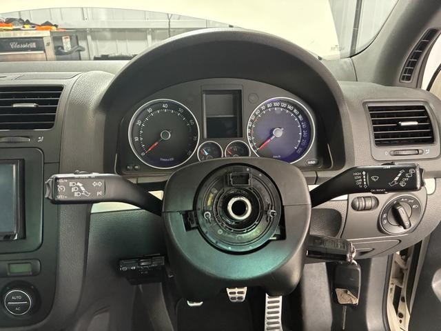 0209563A30260926W00106.jpg