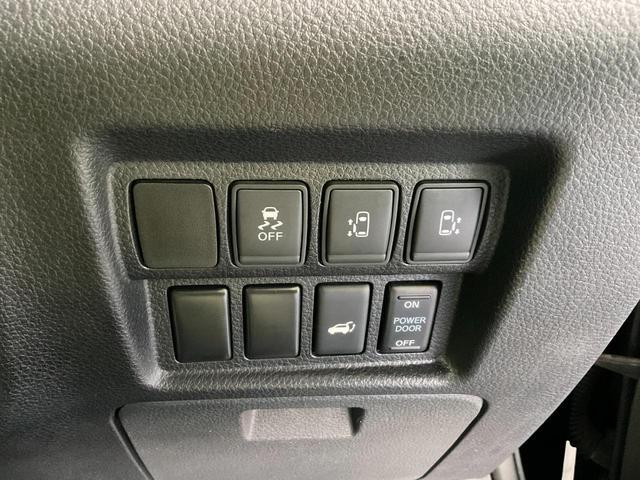 0504839A30250722W00114.jpg