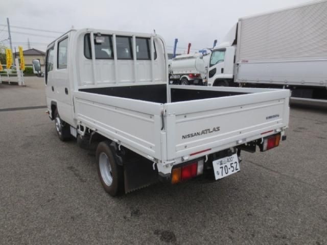 53fa9a2274da870703f44cd23c5e2161.jpg