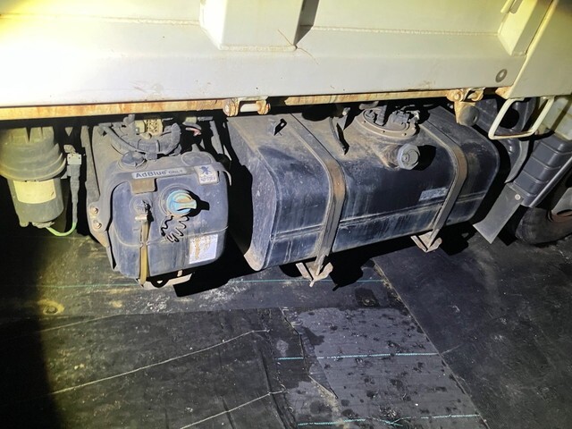 99079_18.jpg