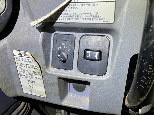 99079_37.jpg
