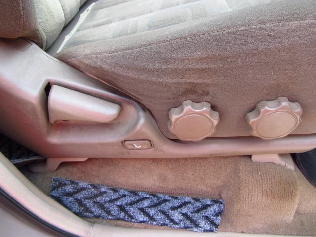 1200471A30260516W00114.jpg