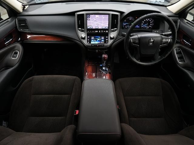 0710251A30260924W00104.jpg