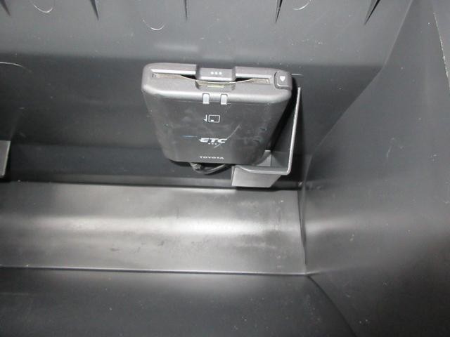 0540197A30260904W00214.jpg