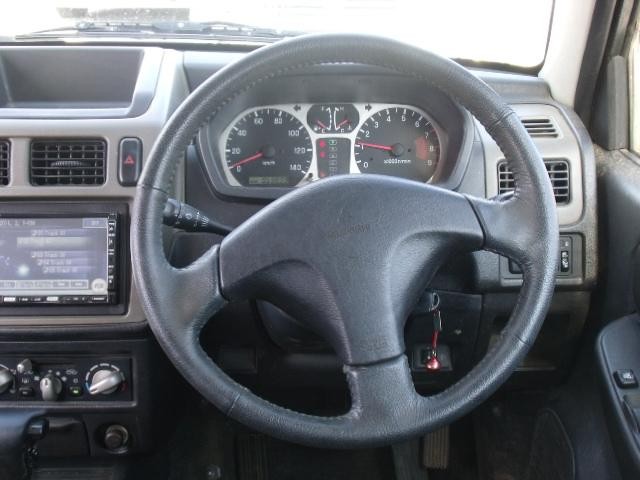0504216A30260919W00316.jpg