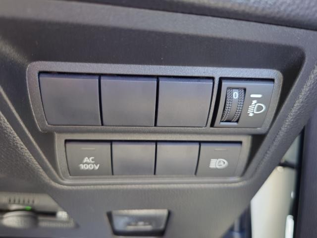 0800007A30261003W00118.jpg
