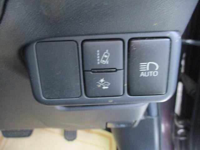 0600569A30261003W00114.jpg
