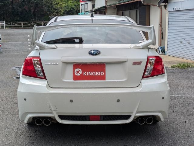 0510832A30260826W00105.jpg