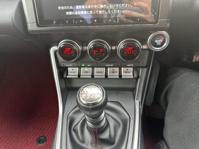 24731683_carP_l_11.jpg