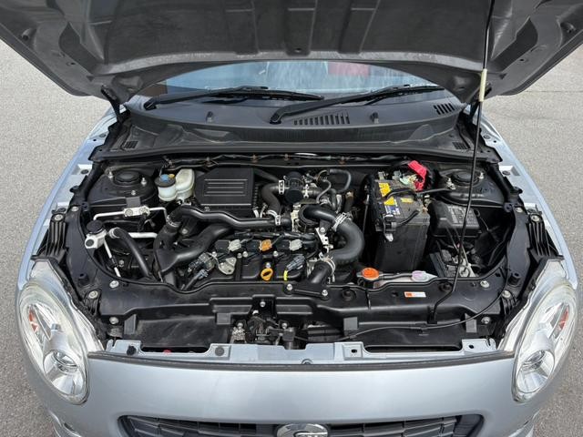 0708271A30260912W00217.jpg