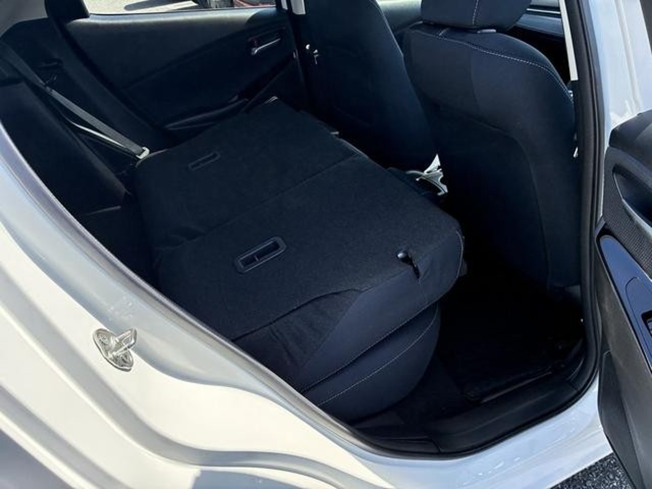2019 Mazda Mazda2, photo 3 of 3
