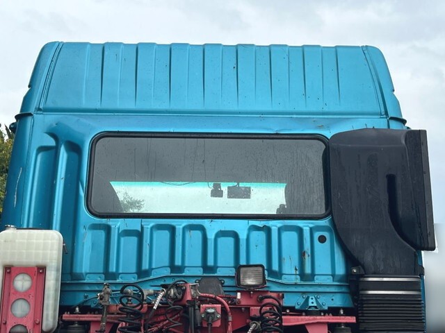99090_8.jpg