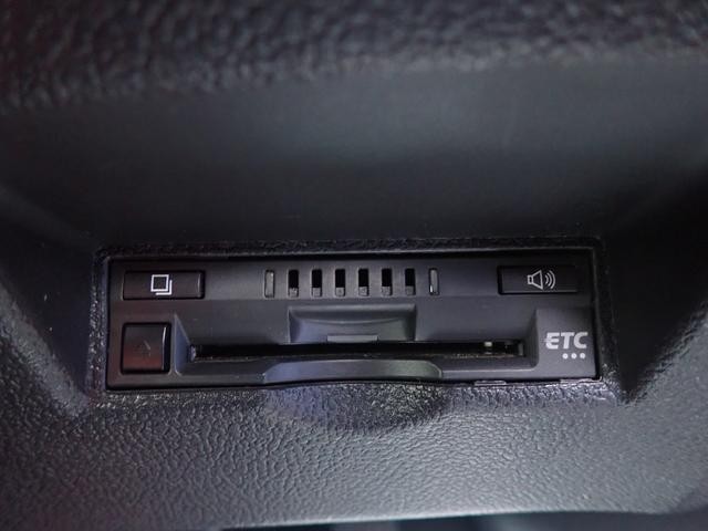 1161204A30260905W00113.jpg