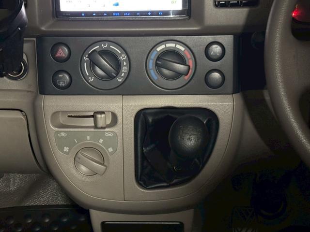 1101986A30260617W00703.jpg
