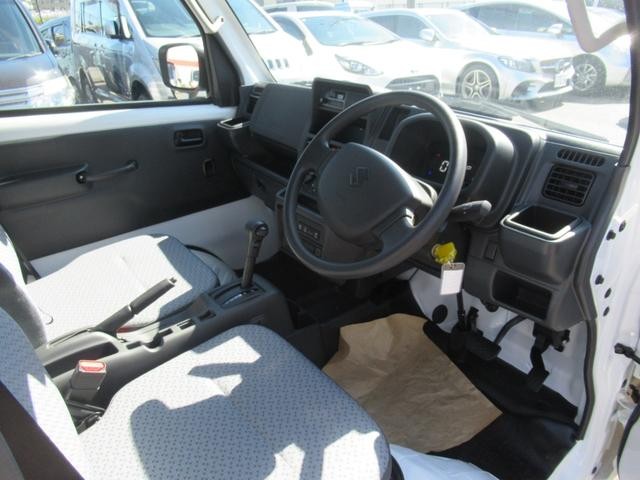 0204805A30260903W00116.jpg