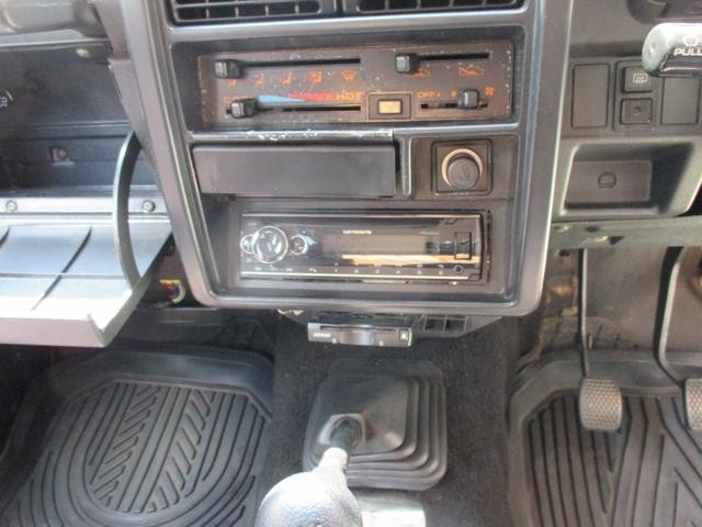 0708585A30260915W00106.jpg