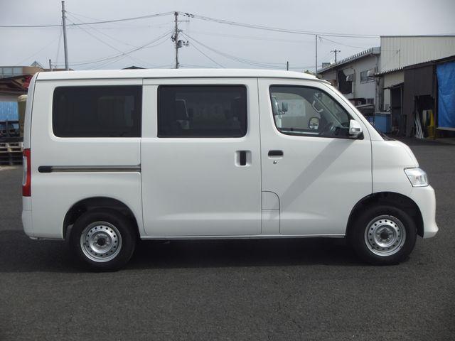 cdbf89a521386b6b36804edbc487a10e.jpg