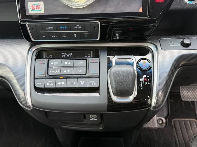 0709137A30260915W00214.jpg