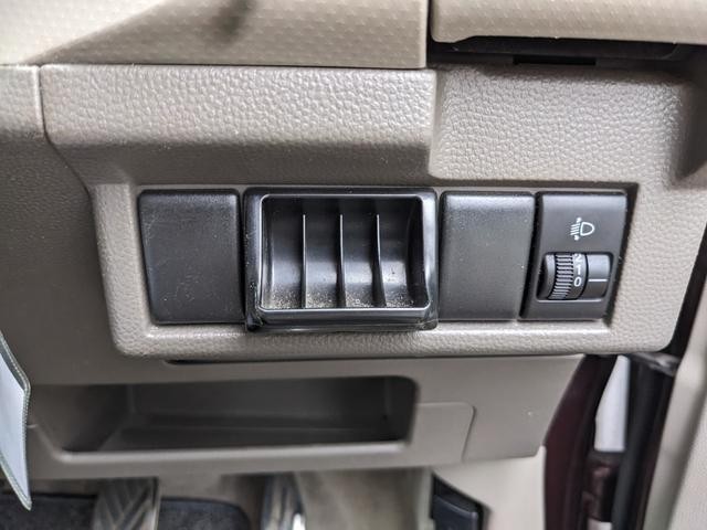 0902355A30260830W00315.jpg