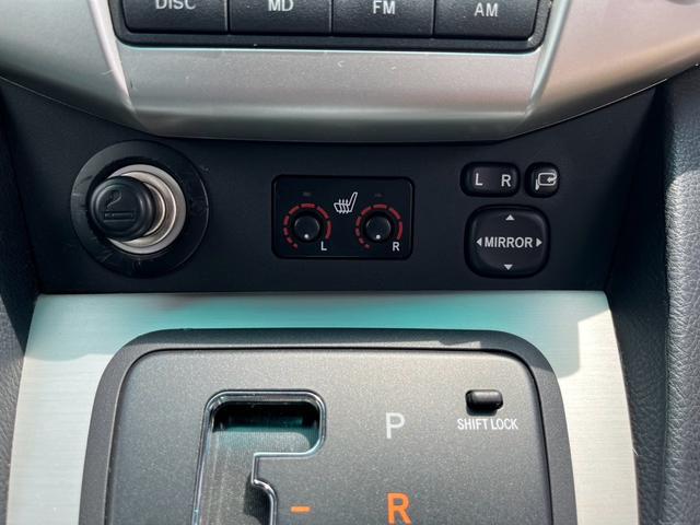 1200244A30260508W00113.jpg