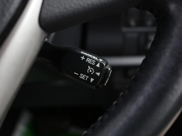 0520046A30260911W00716.jpg