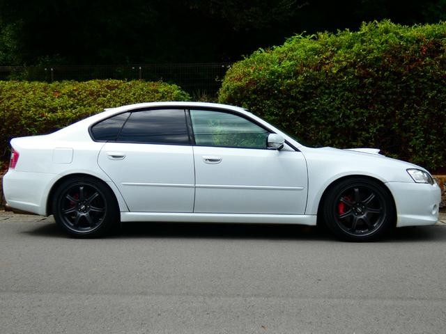 0530211A30260810W00112.jpg
