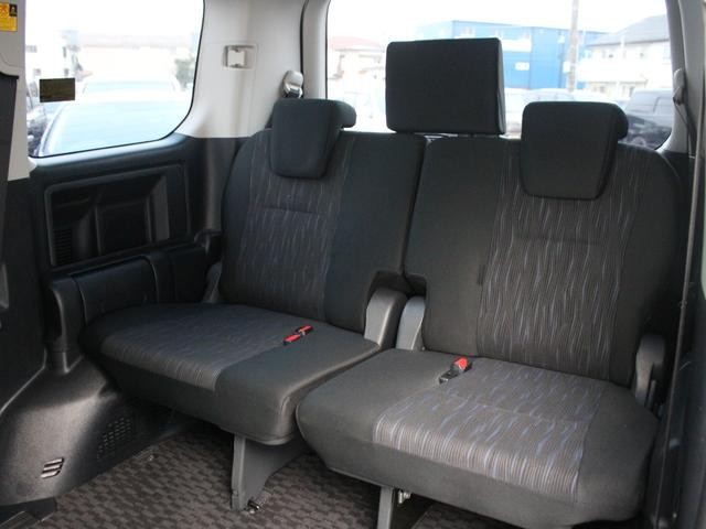 0520046A30260916W00411.jpg