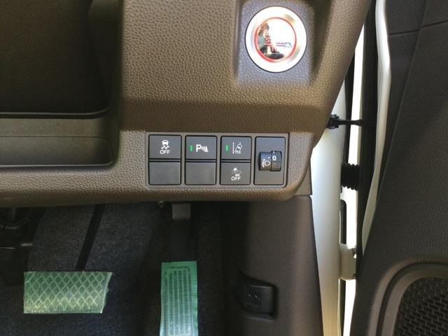 0710025A30260914W00109.jpg