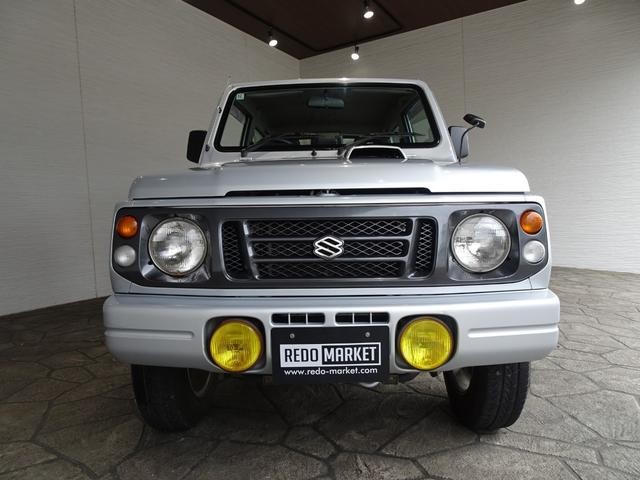0551070A30261014W00206.jpg
