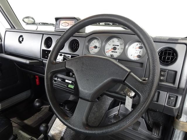 0551070A30261014W00218.jpg