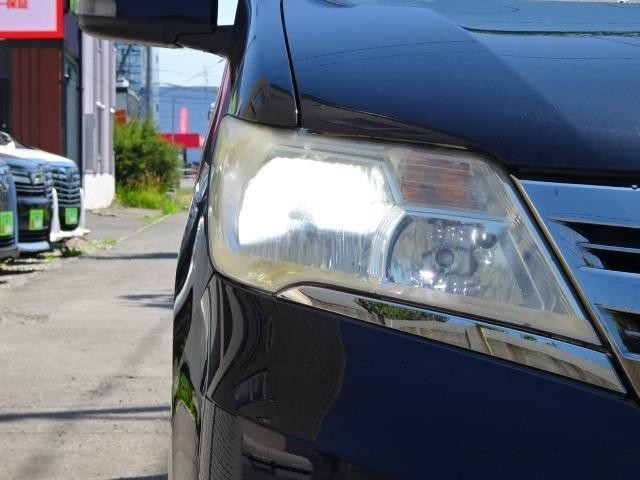 0310407A30260706W00219.jpg
