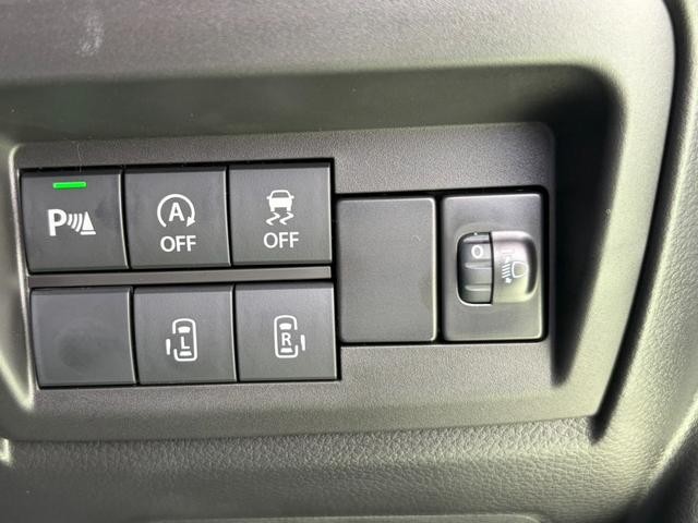 0500054A30260822W00215.jpg