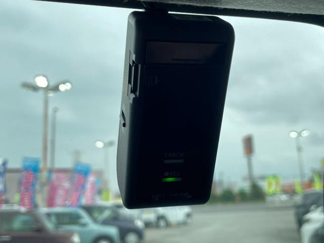 0500068A30260927W00412.jpg