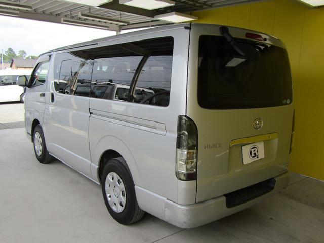 0560837A30260623W00210.jpg