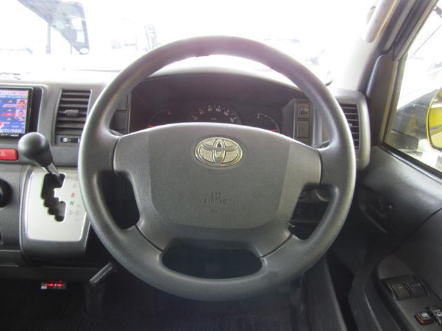 0560837A30260623W00211.jpg