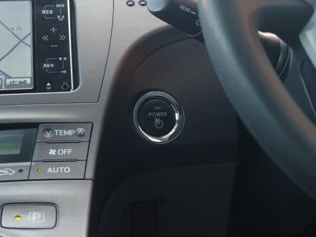 0520029A30251012W00113.jpg