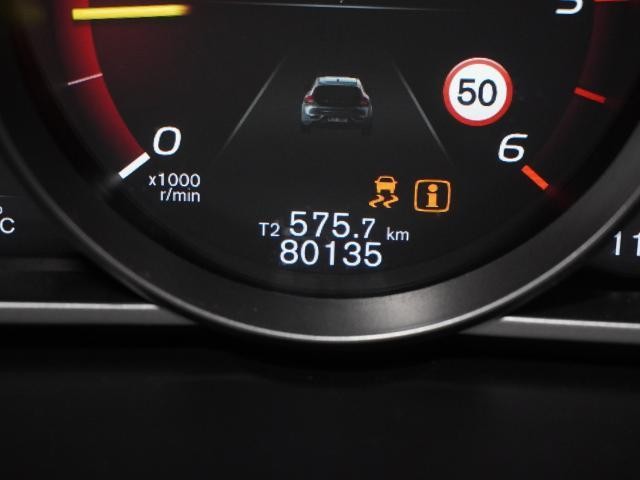26308272_carP_l_5.jpg